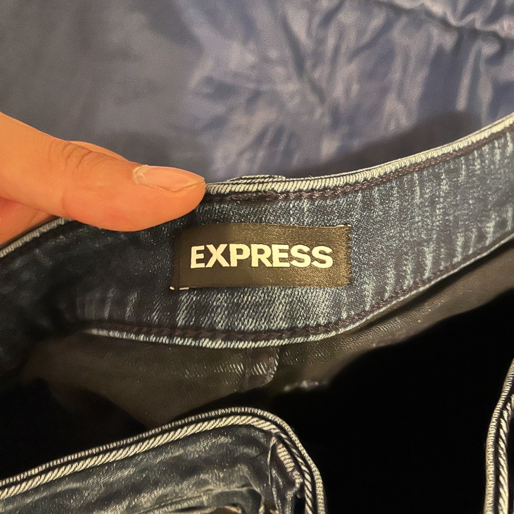 Express Jeans - Picture 2 of 5